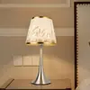 Lámpara de Mesa Simple Estilo Americano Hotel Habitación de Huéspedes Lámpara Creativa de Mesita de Noche Sala de Estar Estudio Dormitorio Hierro Luz de Lectura Nocturna