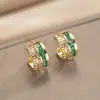Collar de Acero de Titanio para Mujer con Diseño de Cintura Delgada, Incrustado con Estilo de Lujo Ligero, Cadena de Cuello Simple y Versátil, Venta al por Mayor desde el Fabricante