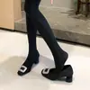 Sapatos de Salto Alto Quadrados com Fivela Quadrada de Strass em Camurça para Mulheres, Estilo Retro Novo de Primavera e Outono, Salto Bloco, Bico Quadrado, Modernos e Versáteis, Confortáveis nos Pés