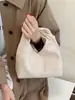 Bolsa de mão transfronteiriça estilo coreano, design novo e estiloso para mulheres, adequada para uso diário, bolsa de noite vintage, bolsa saco