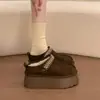 Pantuflas de algodón para mujer, sin cordones, que cubren los dedos del pie, con suela gruesa y que aumentan la altura, para uso exterior en invierno, nuevo estilo 2026, forradas de felpa, engrosadas, de corte bajo