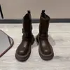 Botas de Suela Gruesa para Mujer con Hebilla de Cinturón 2025 Estilo Británico Botines para Otoño e Invierno Botas de Estilo Nuevo con Forro de Felpa para Aumentar la Altura