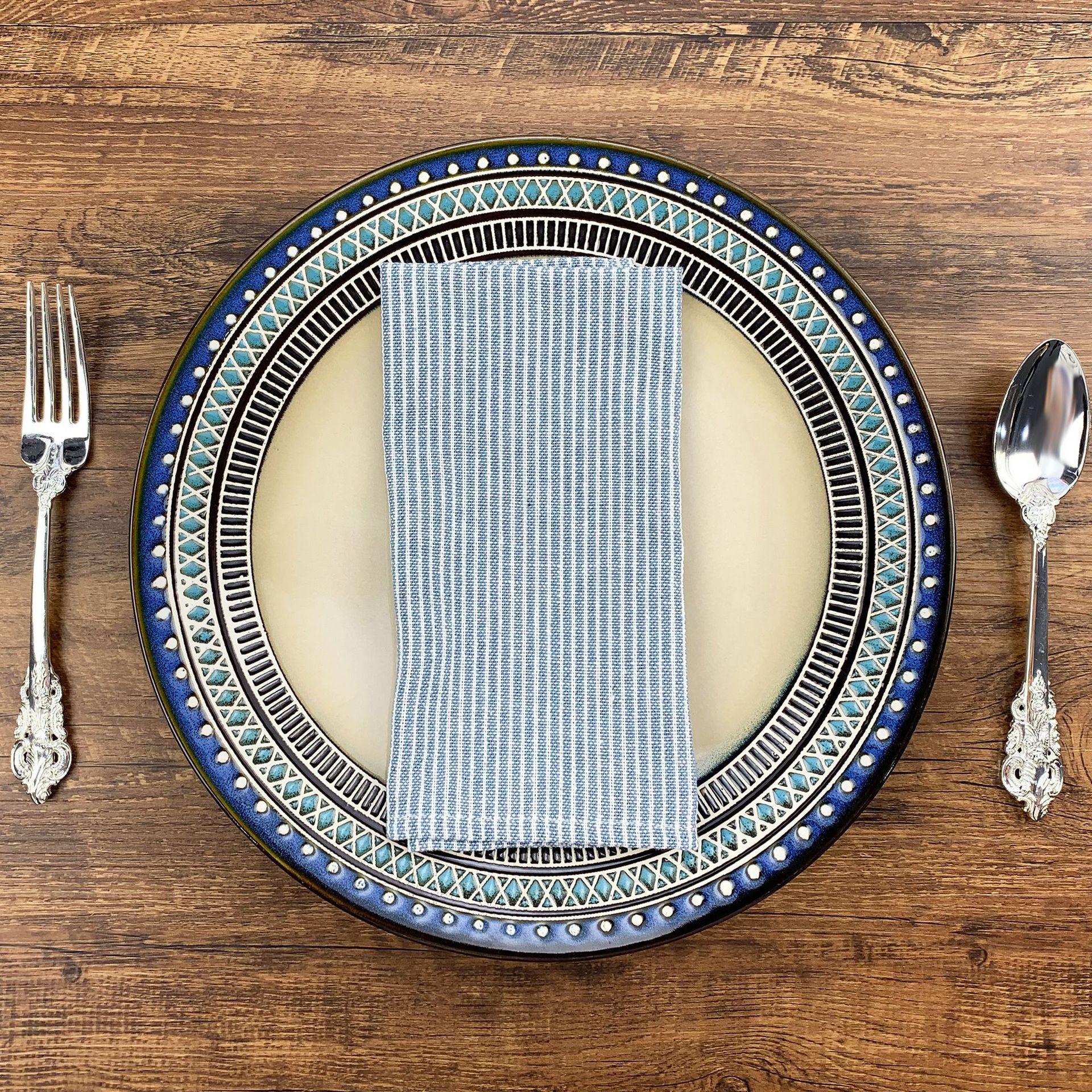 Display_Napkins_018_Blue.jpg
