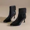 Botas de Salto Alto Bico Fino para Tornozelo Femininas, Novo Estilo Outono 2026, Botas Elegantes de Salto Fino Slim, Estilo Francês com Zíper Traseiro, Botas de Moda Elásticas