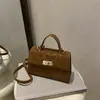Bolsa de Ombro de Luxo Feminina Outono e Inverno 2025 Nova Tendência Retro Bolsa Transversal Fosca Versátil Bolsa Carteiro Bolsa Kelly