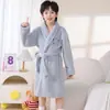Camisón Infantil Otoño e Invierno para Niños y Niñas Bata de Franela Vellón Coral Pijama Largo Grueso Ropa de Casa para Bebé