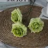 Flores Artificiais de Rosa com 3 Cabeças para Casamento, Decoração de Salão de Casamento de Alto Valor, Parede de Fundo de Rosa, Materiais Florais Especiais Atacado