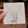 Collar Colgante de Cola de Pez de Cristal Azul para Mujer, Cadena para Clavícula de Acero de Titanio de Lujo Ligero de Nicho de Gama Alta, Cadena para el Cuello Estilo Celebridad de Internet