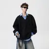 Moletom Patchwork Gola Lapela Estilo Americano Falso Duas Peças para Homens e Mulheres, Temporada de Primavera, Estilo Solto e Casual, Cinza Par de Roupas Antigas para o Dia a Dia