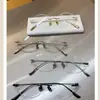 Óculos Sem Aro Delicados e de Alto Conhecimento para Mulheres com Miopia Podem Ser Equipados com Lentes Lisas Sem Aro de Titânio Puro Ultraleve