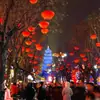 Lanternas Degradê do Mesmo Estilo das de Dajiang Buye City, Decorações de Rua para Exterior, Ornamentos Pendentes à Prova de Sol e Impermeáveis para Cena Noturna, Artesanato Luminoso