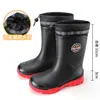Botas de Chuva Transfronteiriças Masculinas de Cano Médio Estilo Novo Casual Masculino Solado Grosso Adulto Impermeável Sapatos de Borracha Resistentes ao Desgaste Antiderrapantes Sapatos Aquáticos