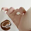 Anéis Minimalistas Foscos Escovados Empilháveis para Mulheres, Modernos Versáteis Design de Nicho Único Anéis Abertos Anéis para o Dedo Indicador Tendência