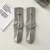Calcetines con letra P para Mujer Calcetines de Algodón a Media Pantorrilla Estilo Otoño/Invierno Calcetines Deportivos para Hombre con Pantalones de Tiburón Pantalones de Yoga Calcetines Largos para Pareja