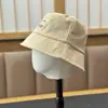 Chapéu de sol estiloso estilo coreano com bordado de letras para homens e mulheres, adequado para primavera e verão, dobrável, versátil, chapéu de pescador casual, chapéu de sol para viagens ao ar livre