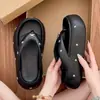 Pantuflas populares con forma de estrella transfronterizas para mujer, chanclas de suela gruesa, chanclas de playa de moda para exteriores de verano con suela suave