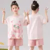 Pijama Infantil 2026 para Meninas, Estilo Fino de Algodão para Verão com Manga Curta, Conjunto de Pijama Capivara para Meninos Mais Velhos
