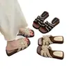 Sandalias de cuña de perlas de moda para la playa para mujer, calzado de verano para exteriores, nuevo estilo 2026, sandalias versátiles tipo slip-on de suela gruesa inspiradas en Chanel