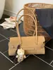 Moda Popular Simple Estilo Coreano Bolso Pequeño Cuadrado de Mano para Mujer Bolso Cruzado para Ir al Trabajo Otoño e Invierno 2025