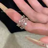V Oro Versión Alta Cadena Cláusula Anillo de Nariz de Cerdo Versión Ancha Anillo para Dedo Índice Anillo de Cadena de Lujo Accesible de Moda Anillo de Tres Capas