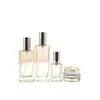 Frasco de perfume quadrado de vidro para atacado em estoque com tampa galvanizada 50g 40ml 100ml 150ml frasco de vidro dispensador para skincare