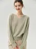 Outono de 2026 Novo Suéter de Gola V Feminino Solto Cor Sólida Estilo Preguiçoso Leve Tricô Sweater Jaqueta