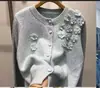 Nuevo Suéter Redondo de Punto Floral Tridimensional para Mujer Otoño 2026, Cárdigan, Abrigo de Principios de Otoño, Top Grueso de Alta Gama