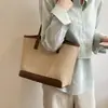 Bolsa tote casual com padrão de lichia em duas cores, novo modelo 2026, bolsa de mão simples para mulher, bolsa de ombro versátil vintage para o dia a dia