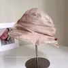 Sombrero de Pescador Ligero Transpirable con Pliegues Estilo Japonés para Mujer, Nuevo Versátil para Proteger del Sol de Principios de Otoño, Elegante Sombrero de Cubo