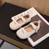 Zapatos pequeños de cuero estilo Chanel para niños para primavera y otoño, zapatos pequeños de cuero para niñas estilo coreano, bailarinas de princesa, mocasines cómodos para bebé