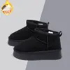 Botas de Neve com Pelo Integrado para Mulheres 2025 Novas Impermeáveis de Cano Curto Aumento Interno Sapatos de Algodão Quentes de Inverno com Forro de Lã Sapatos de Pão