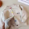 Suéter de Tricô Grosso de Camada Dupla para Crianças! Novos Tops Quentes e Macios de Estilo Inverno para Meninos e Meninas, Jaquetas Suéteres de Bebê Tendência