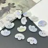 Botones coloridos pequeños de peces, mariposas, monedas, nubes, estrellas, triángulos, de dos agujeros irregulares y color degradado para ropa de niños y mujeres DIY