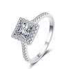 Anillo de Plata Esterlina 925 para Mujer Nicho de Alta Gama Lujo Accesible Princesa Cuadrado Moissanita Joyería Transfronteriza Europea y Americana No se Desvanece Venta al por Mayor
