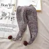 Bufanda de punto coreana gruesa y cálida para niños y niñas en invierno, protección para el cuello infantil, a prueba de viento, color liso, estándar de cuero, bufanda al por mayor