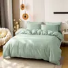 Ventas Directas de Fábrica Transfronterizo Amazon Color Sólido Cepillado Bicolor 90Gsm Funda de Edredón Funda de Almohada Juego de Cama de Tres Piezas