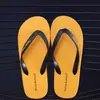 Novas Chinelos Casuais Antiderrapantes Simples para Homens, Verão 2026, para Uso Externo e Praia