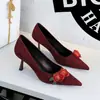 9517-H85 Salto Alto Europeu e Americano para Banquete Feminino Salto Agulha Camurça Boca Rasa Bico Fino Flor Rosa Salto Alto