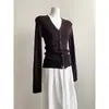 Elegante cárdigan de punto negro con cuello en V adelgazante estilo francés para mujer, chic de principios de otoño, top básico ajustado de manga larga
