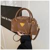 Bolso Pequeño de Alta Gama Transfronterizo para Mujer Otoño e Invierno 2025 Nuevo Bolso de Hombro Cruzado Retro de Moda Bolso Casual de Bowling