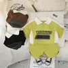 Novas Camisetas Infantis Masculinas de Manga Curta com Blocos de Cor Bonitos Camisas Polo Casuais Masculinas Fatos Raglan Infantis de Tamanho Pequeno e Médio
