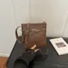 Bolsa de Hombro Cruzada de Cuero PU de Moda Estilo Coreano para Viajes de Negocios 2026 Retro de Color Sólido Vertical para el Día a Día