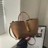 Bolsa de Mão de Grande Capacidade para Mulheres 2025 Inverno Nova Retro Bolsas Tote para o Dia a Dia Moda Coreana Bolsa Transversal Diária