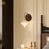 Cafetería, Alojamiento Familiar, Estudio Retro Wabi-Sabi, Lámpara de Pared, Estilo Vintage, Mesita de Noche, Sala de Estar, Baño, Dormitorio, Vestíbulo
