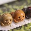 Colgante de sello de sándalo, colgante lindo que combina con todo, accesorios de talla de palo de rosa natural, accesorios artísticos y frescos