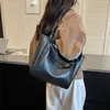 Bolso tote de lujo ligero transfronterizo con textura vintage, bolso de mano de moda para mujer, de gran capacidad, nicho, muy vendido