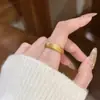 Anel Fechado em Ouro de Areia Vietnamita Estilo Chinês Novo Veludo Fio de Ouro Puxado com Toque de Alto Padrão, Anel de Banda Lisa Banhado a Ouro de Luxo Leve