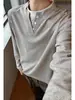 Otoño 2026 Nuevo Estilo Estilo Hong Kong Interior Talla Grande Falso Dos Piezas Manga Larga Camiseta M-5X HT261205-P27