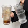 Vasos de vidrio apilables de estilo retro con rayas verticales para cafeterías, perfectos para Americanos helados, lattes y otras bebidas; tazas de café y vasos de agua de gran capacidad