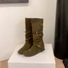 Botas Femininas Curtas 2026 Outono e Inverno Novas Botas Western Cowboy Retrô com Aumento Oculto de Altura e Efeito Emagrecedor, Botas Birkenstock de Comprimento Médio